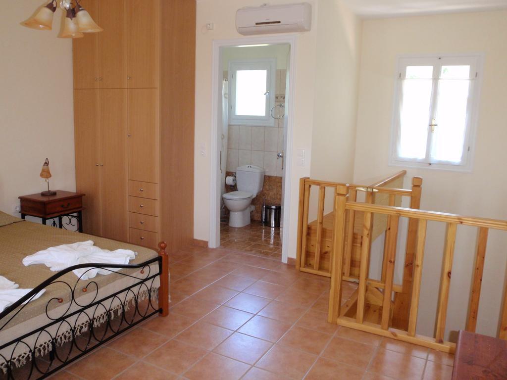Afroksilia Apartment Katouna Exterior photo